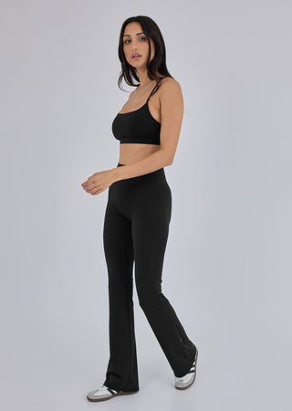 Women's Kick Flare Legging Black (Regular)