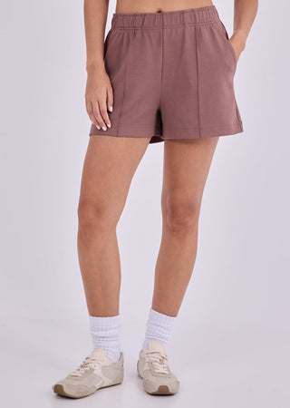 Women's Pintuck Shorts Tawny Rust